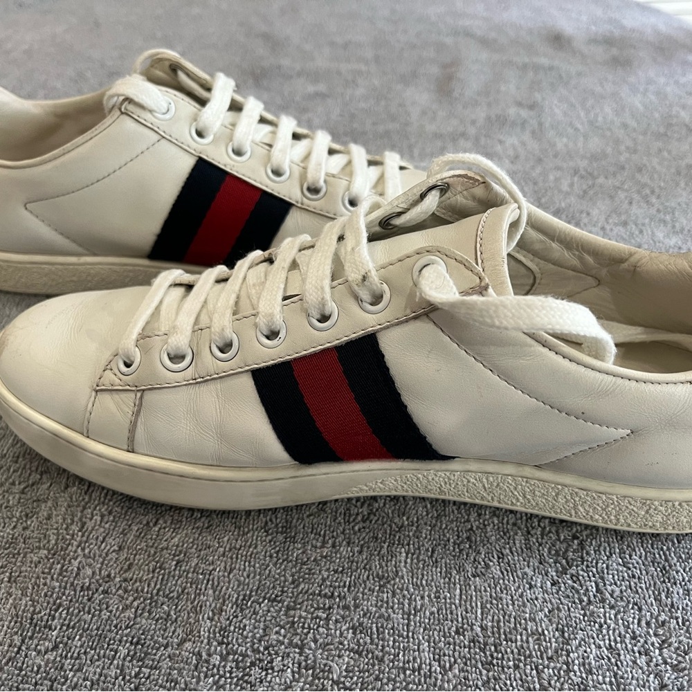 GUCCI Calfskin Web Studded Feline Ace
Sneakers - Size 36.5 US 6.5 - Picture 2 of 12